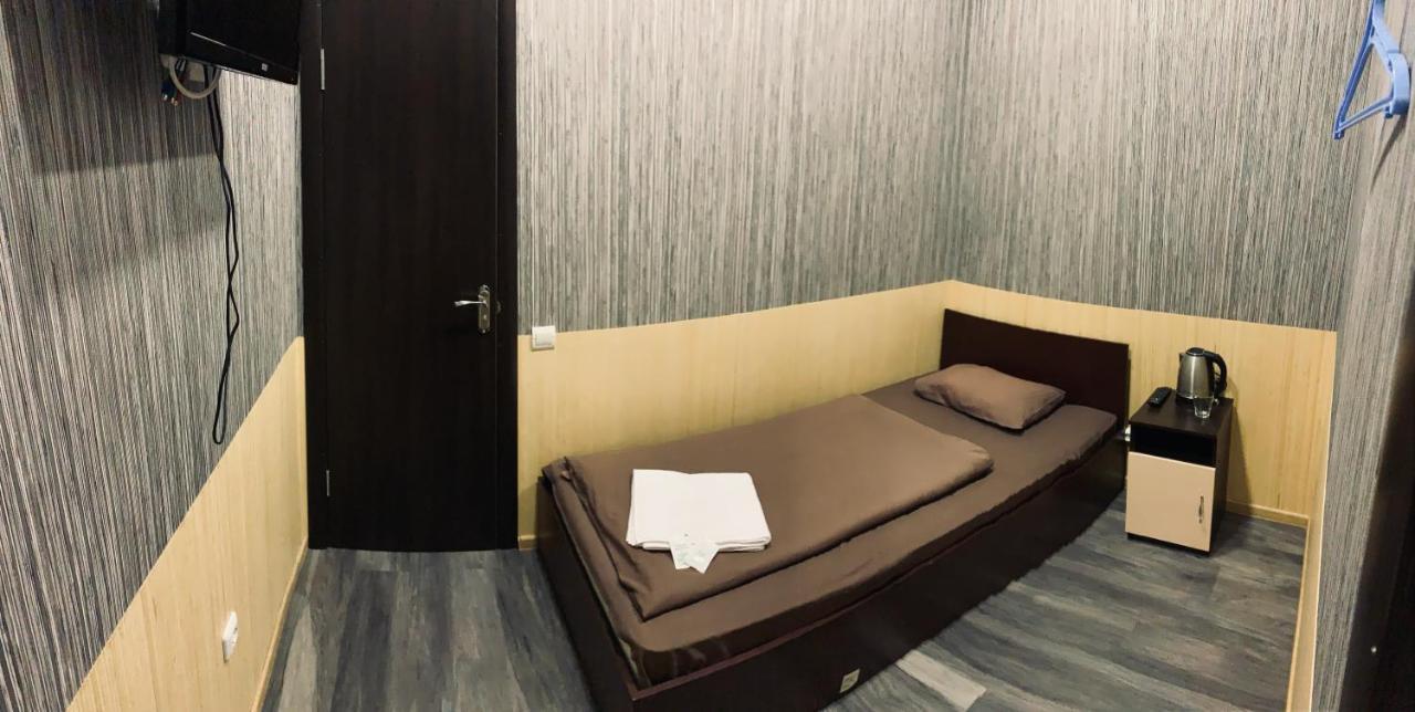 Uno Apart Hotel Kiev Extérieur photo